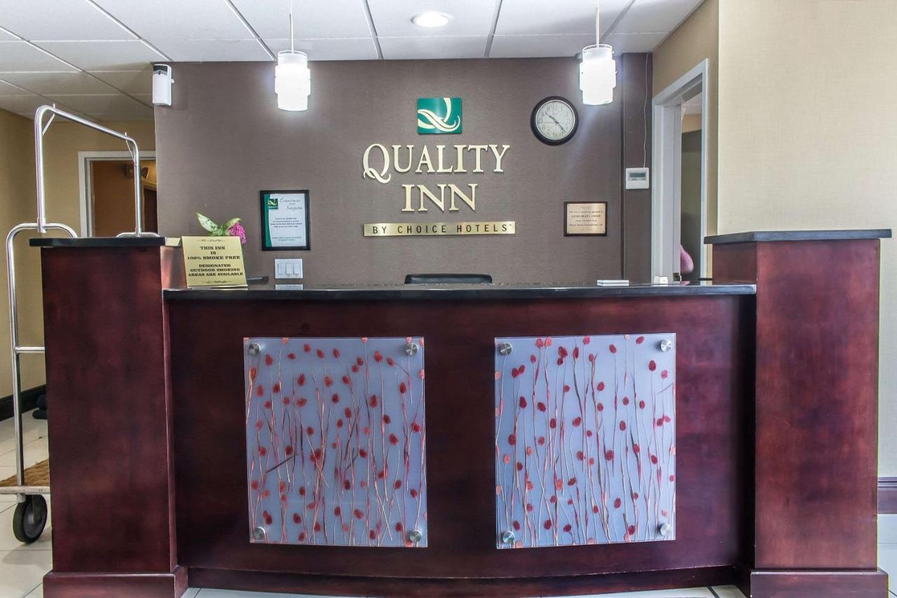Quality Inn Near Mountain Creek Vernon Bagian luar foto